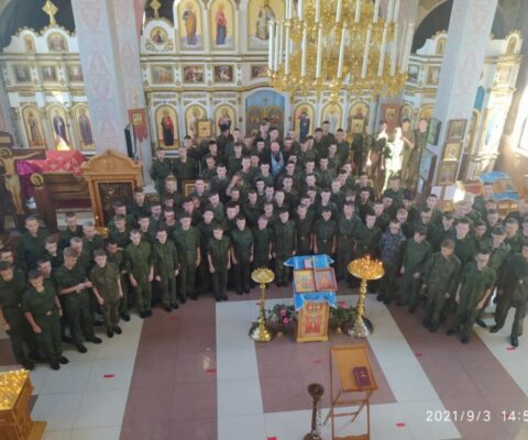 Бриньковские казаки-кадеты посетили храм